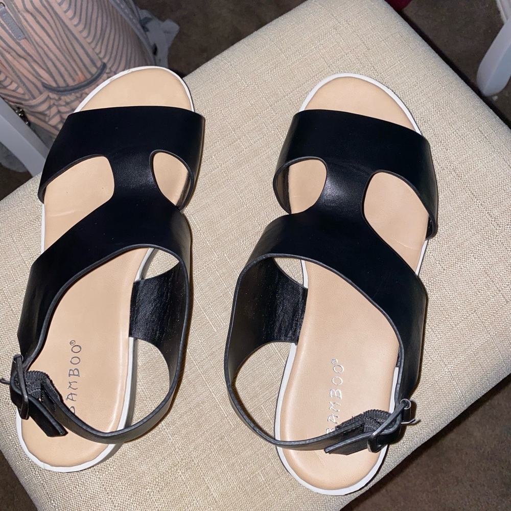 Boutique Sandals - Picture 2 of 4